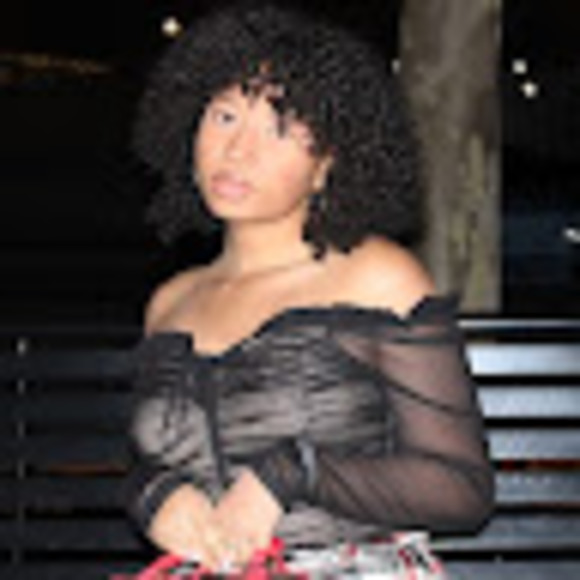 Meet your Posher, Nikayla - Picture 1 of 1